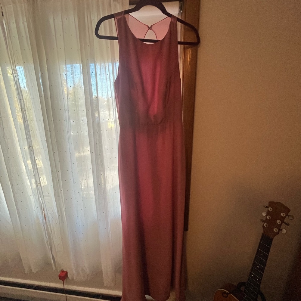 Elegant Pink Sleeveless Dress